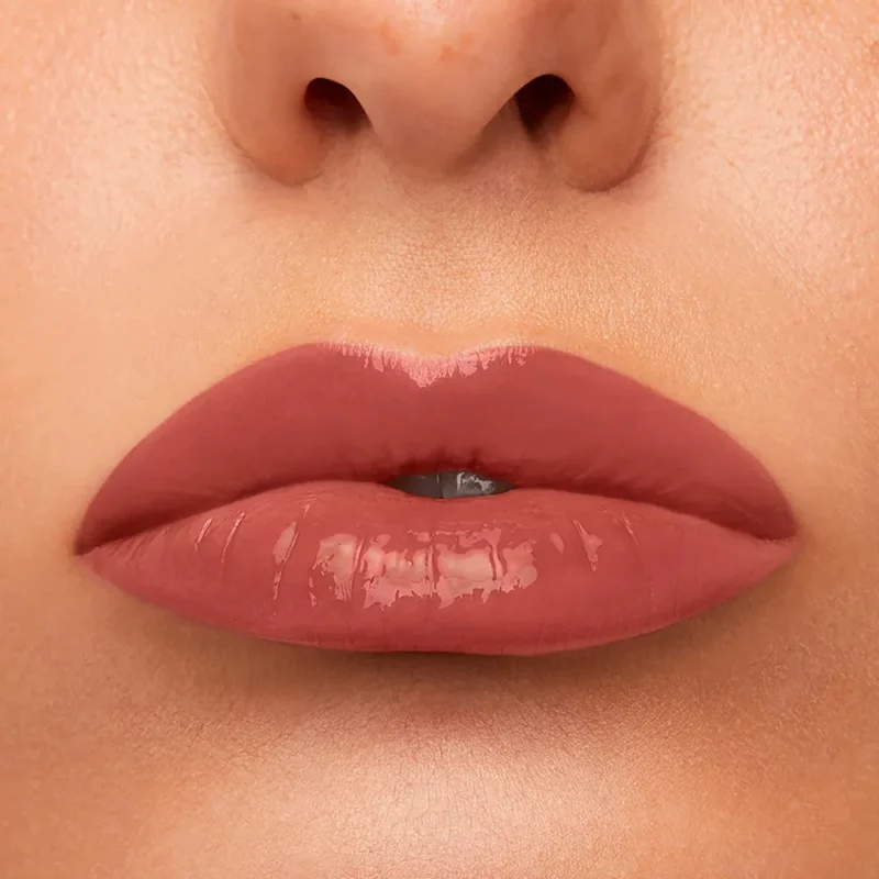 Labial Líquido Súper Stay Vinyl Ink Tono Peppy 4.2ml Maybelline - Image 3